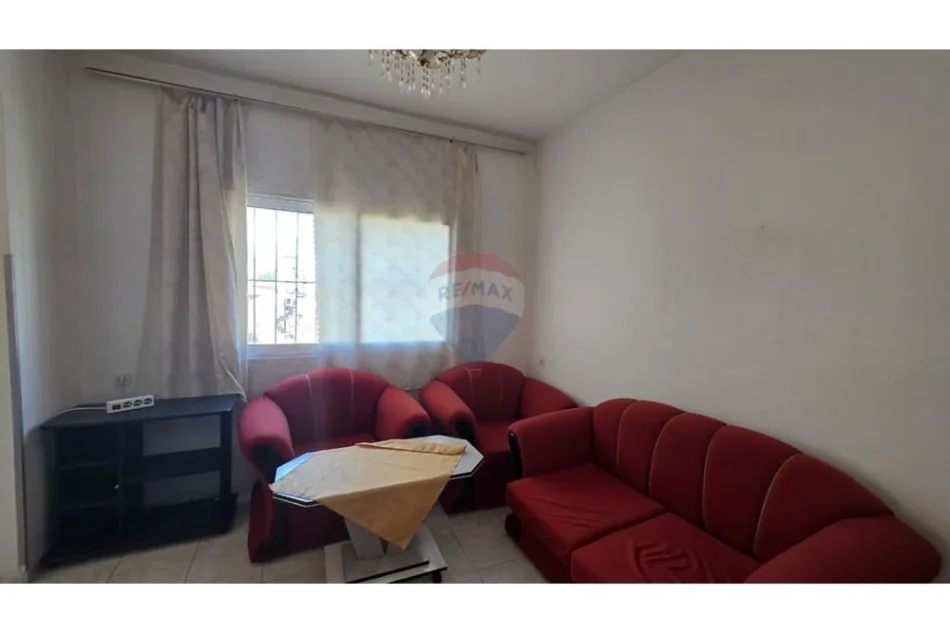 Vlore, shitet apartament 1+1 Kati 2, 64 m² 57.000 € (Topana, Vlore)