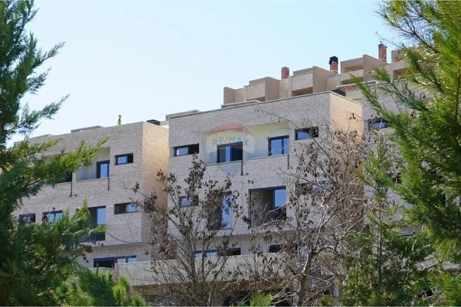 Tirane, shitet apartament duplex Dublex , 105 m² 241.000 € (Farkë, Tiranë ID: 530581010-56)