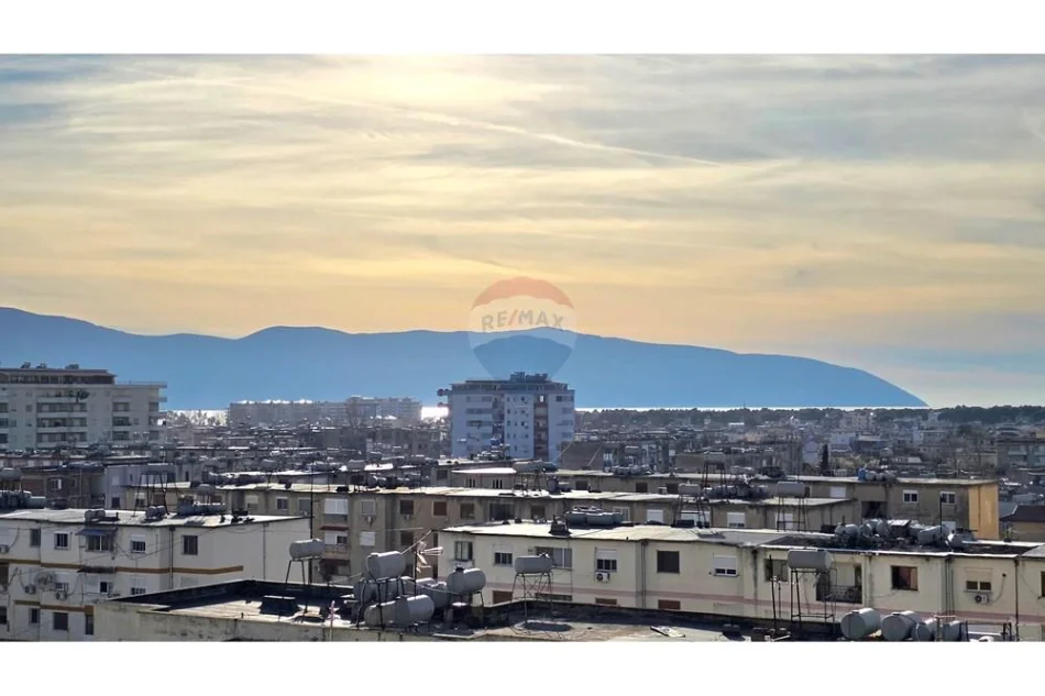 Vlore, shitet apartament 1+1+Ballkon Kati 6, 72 m² 108.000 € (Rruga Gjergj Kastrioti (Transballkanike), Vlorë)