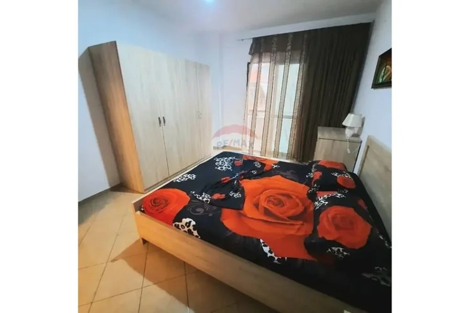 Tirane, shitet apartament 1+1 Kati 4, 66 m² 120.000 € (5maji)