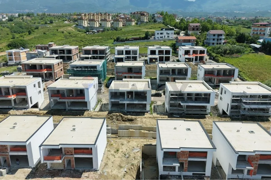 Tirane, shitet Vile , 341 m² 800.000 € 