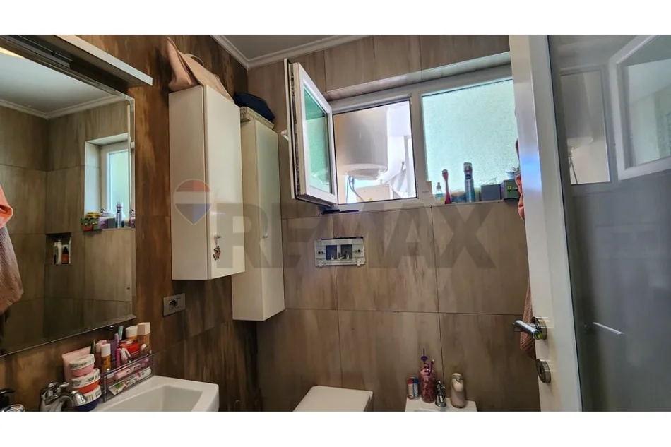 Tirane, jepet me qera apartament , 120 m² 1.200 € 