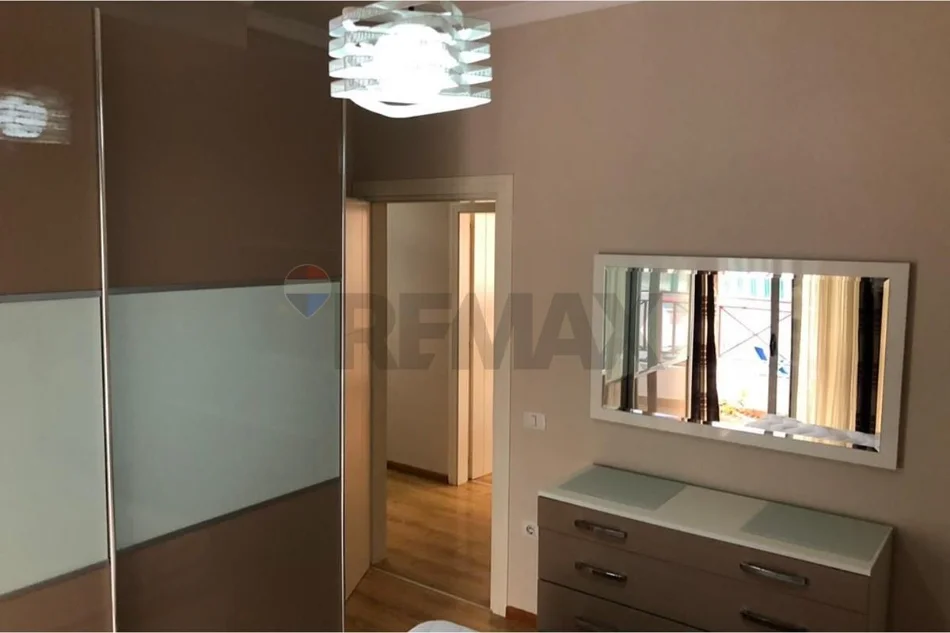 Tirane, jepet me qera apartament 3+1+Ballkon , 96 m² 800 € (Kodra e Diellit)