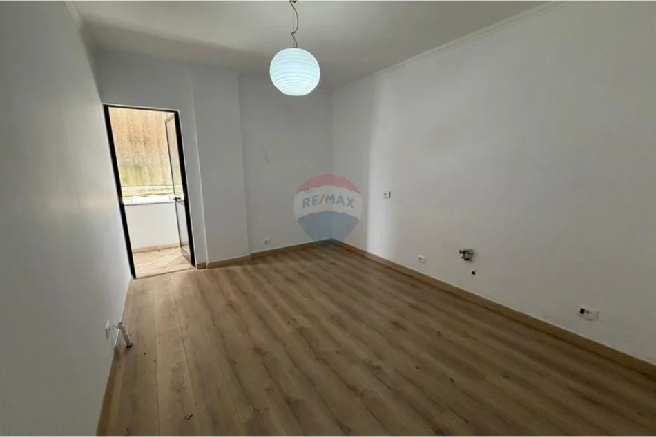 Tirane, shitet , 94 m² 136.001 € 