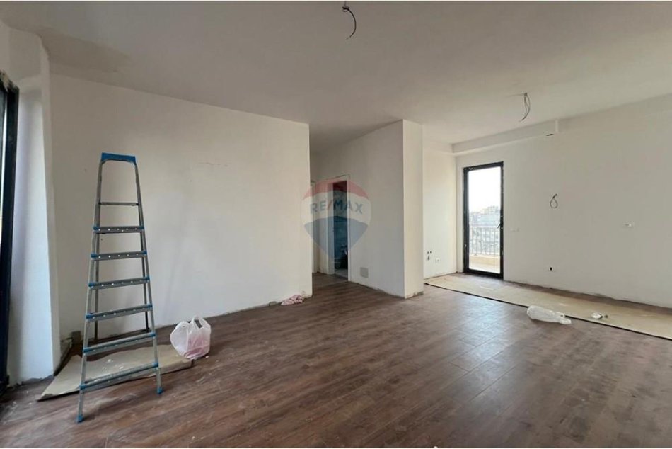 Tirane, shitet apartament 2+1 Kati 4, 129 m² 320.000 € (Rruga Tefta Tashko (ID: 530261056-167)