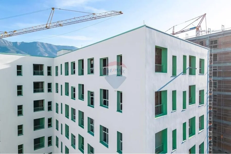 Tirane, shitet apartament 1+1+Ballkon Kati 7, 48 m² 71.000 € (Kompleksi Mangalem)