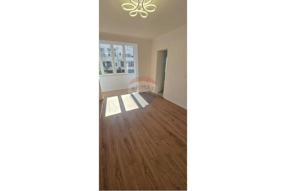 Tirane, shitet garsonier 1+1 Kati 3, 30 m² 95.000 € (Myslym Shyri, Tiranë (ID: 530221059-320)