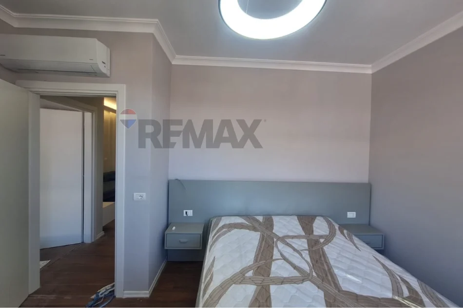 Tirane, jepet me qera apartament , 90 m² 800 € 