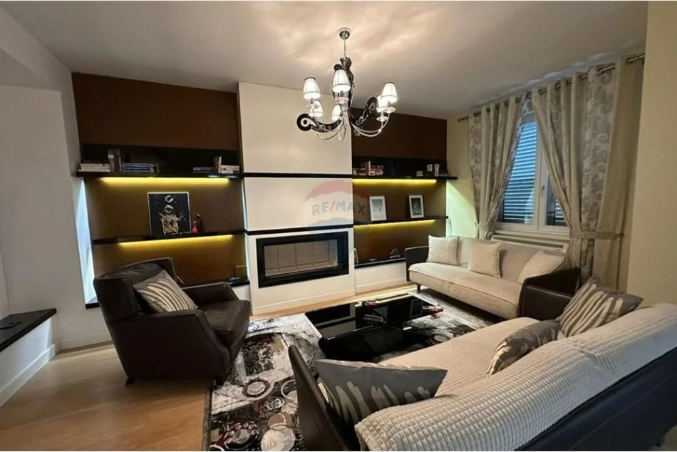 Tirane, jap me qera apartament 3+1 , 167 m² 1.800 € (Kodra e Diellit 1)