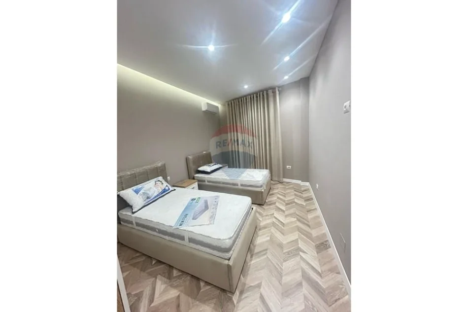 Tirane, shitet apartament 2+1 , 117 m² 340.000 € 