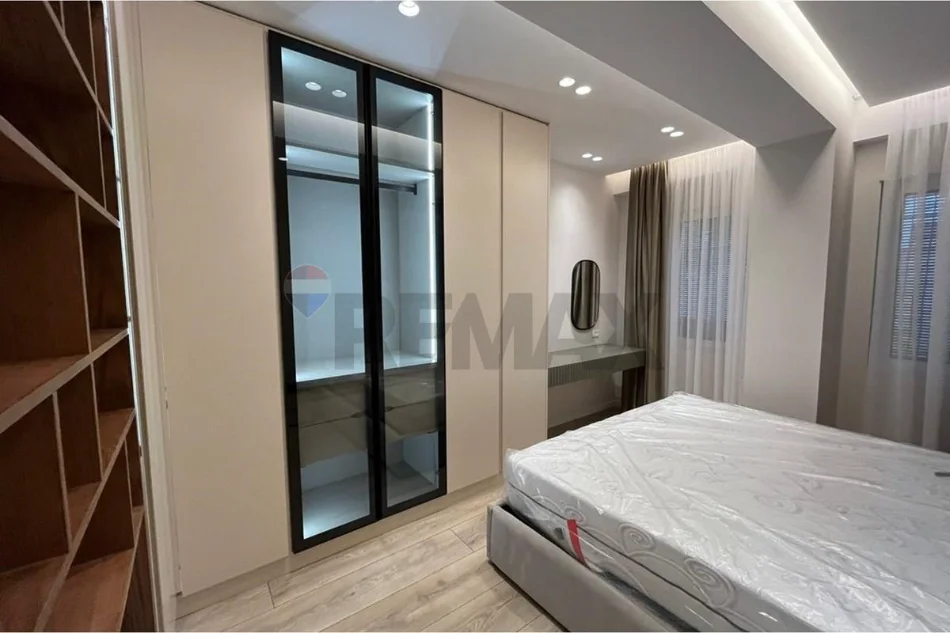 Tirane, jepet me qera apartament , 144 m² 1.500 € 