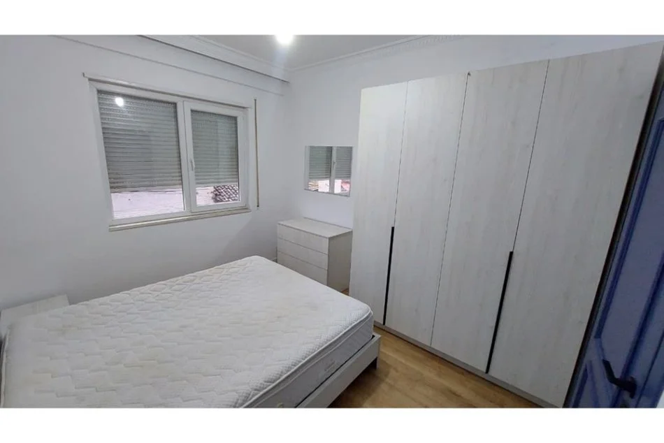 SHITET APARTAMENT 2+1 TEK MATERNITETI I RI-BRRYLI