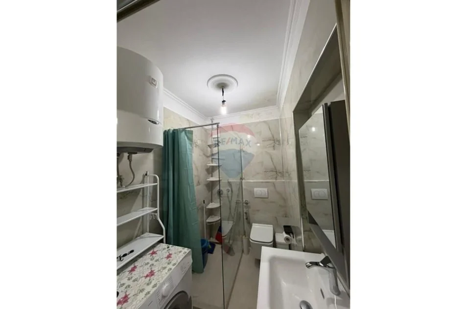 Tirane, jepet me qera apartament , 58 m² 500 € 