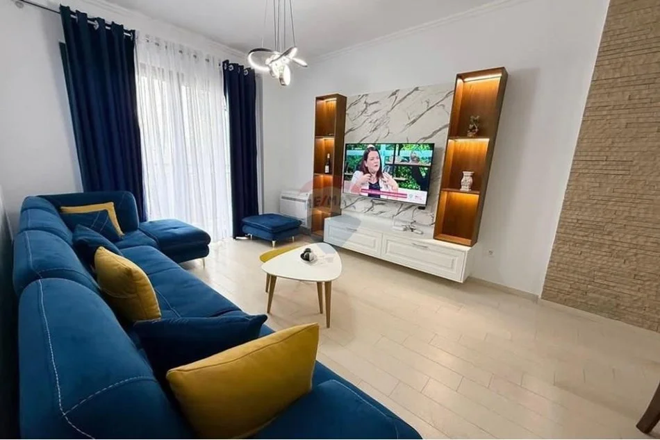 Tirane, jepet me qera apartament 2+1 Kati 2, 72 m² 700 € (Kodra e Diellit 1)