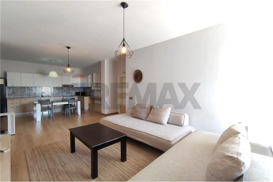 Tirane, shitet apartament 2+1+Aneks+Ballkon Kati 5, 109 m² 220.000 € 