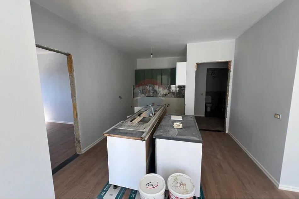 Tirane, shitet apartament , 104 m² 148.600 € 