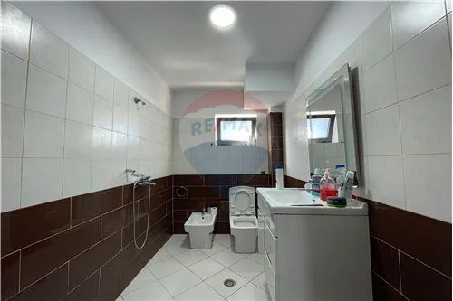 Tirane, jepet me qera apartament 1+1 Kati 4, 60 m² 400 € (Brryli - Materniteti i Ri, Shqipëri)