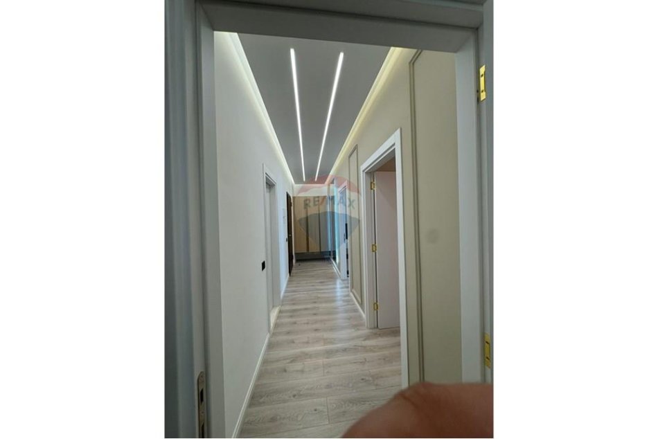 Tirane, shitet apartament 2+1 Kati 3, 104 m² 245.000 € (Shkozë (ID: 530261059-313)