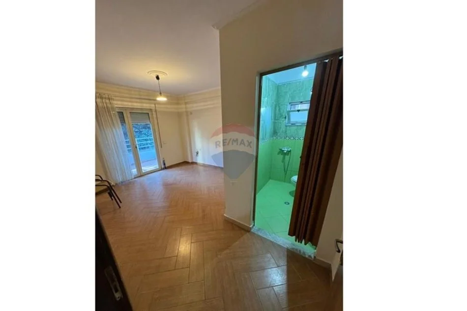 Tirane, shitet apartament 2+1 Kati 1, 101 m² 143.000 € (Rruga Misto Mame, Tiranë(ID: 530361001-956)