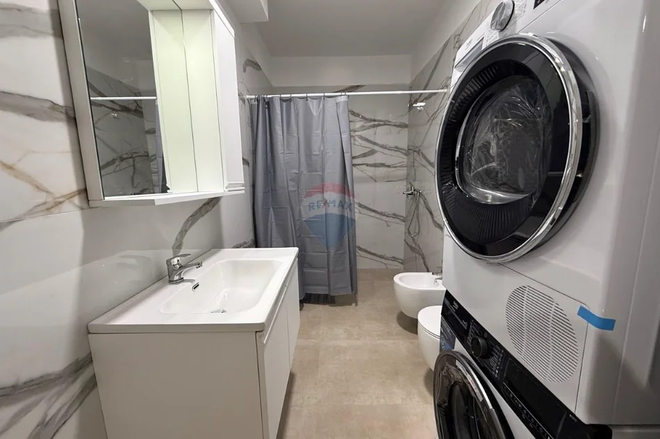 Rr. Dritan Hoxha, Apartament 1+1 - 550 Euro