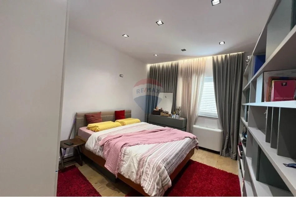 Tirane, jepet me qera apartament 2+1 Kati 4, 100 m² 800 € (tregu cam)