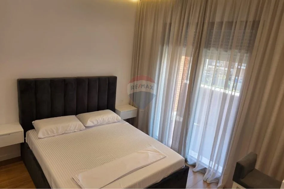 Shqiperi, jepet me qera apartament 1+1 , 70 m² 1.000 € (kompleksi delijorgji)