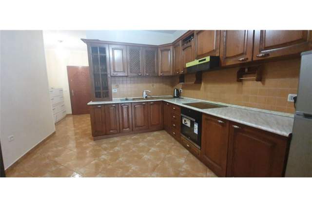 Tirane, shitet apartament 2+1+BLK Kati 6, 115.000 Euro (Ferit Xhajko)
