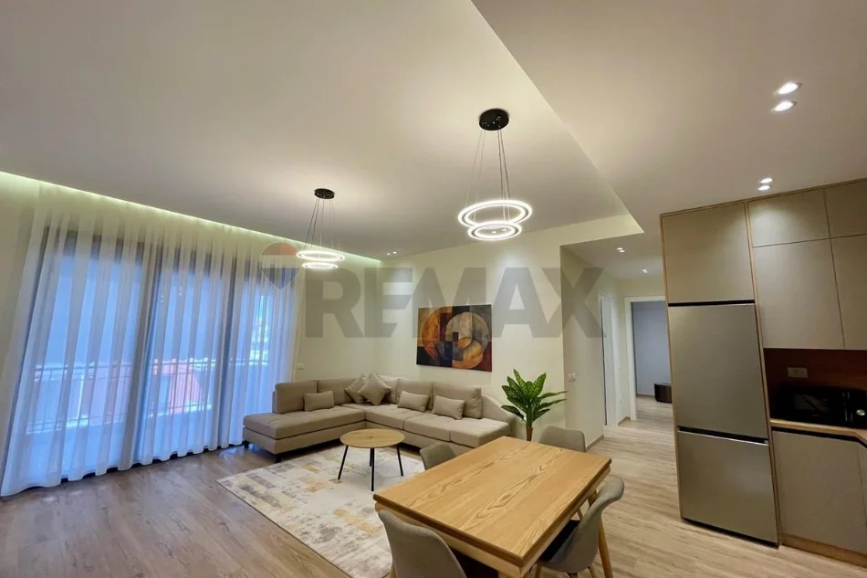 Tirane, jepet me qera apartament 2+1+Aneks+Ballkon Kati 4, 122 m² 1.200 € (Delijorgj)