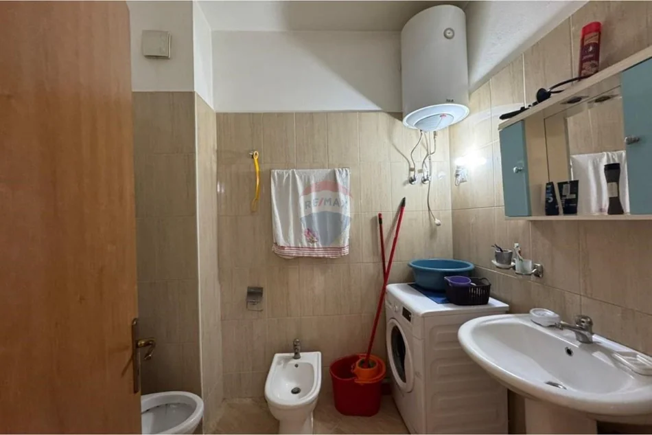 Tirane, shitet apartament 1+1 Kati 6, 61 m² 1.450.000 € 