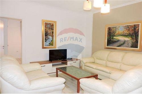 Tirane, jepet me qera apartament 2+1+A+BLK Kati 3, 95 m² 115.000 Euro (Don Bosko)