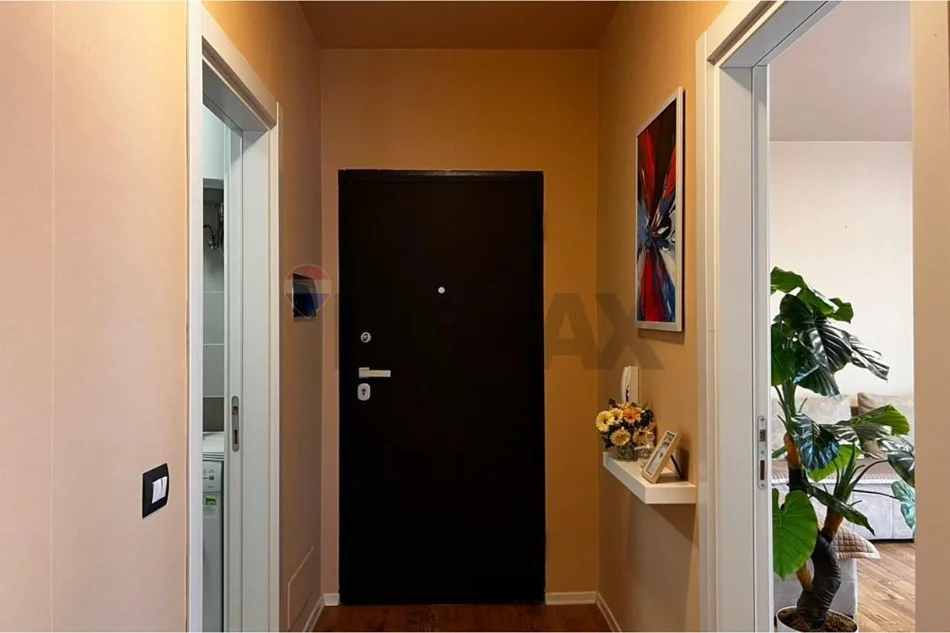 Tirane, jepet me qera apartament , 67 m² 801 € 