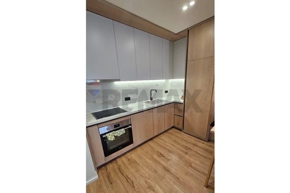 Tirane, jepet me qera apartament , 85 m² 851 € 