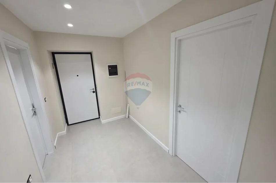 Tirane, shitet apartament , 75 m² 165.000 € 