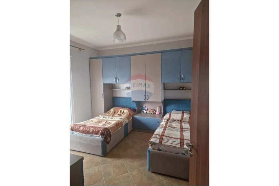 Vlore, shitet apartament 2+1 Kati 5, 104 m² 322.720 € (Rruga Dhimitër Konomi, Vlore)