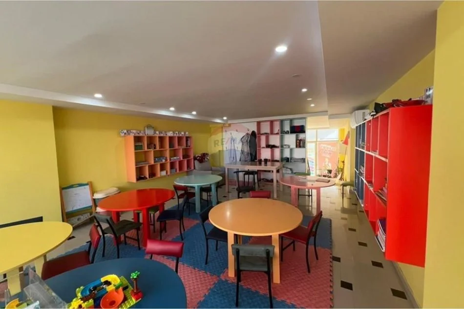 Tirane, shitet dyqan , 71 m² 120.000 € (Bulevardi Kashar Bulevardi Kashar, Tiranë(ID: 530291008-543)