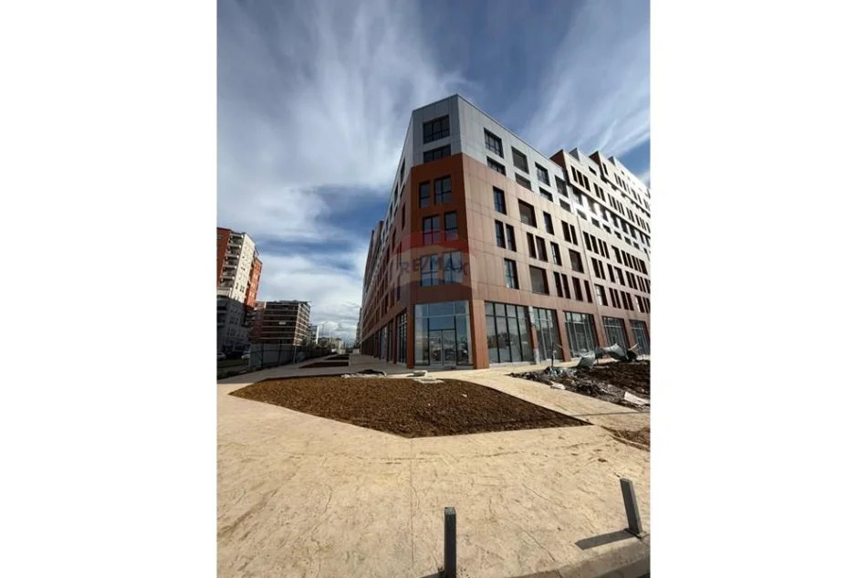 Tirane, jepet me qera apartament , 75 m² 500 € 