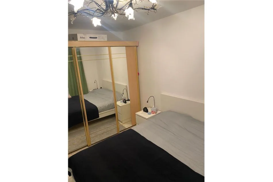 Tirane, jepet me qera apartament 2+1 , 