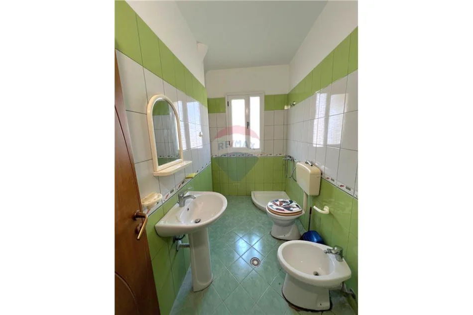 Vlore, shitet garsonier 1+1 Kati 9, 42 m² 86.000 € (Rruga Kosova, Skele, Vlore)