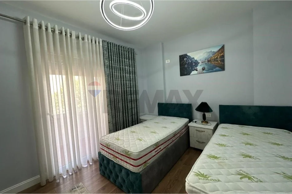 jepet me qera apartament 1+1 Kati 2, 100 m² 750 € (ISH PARKU)