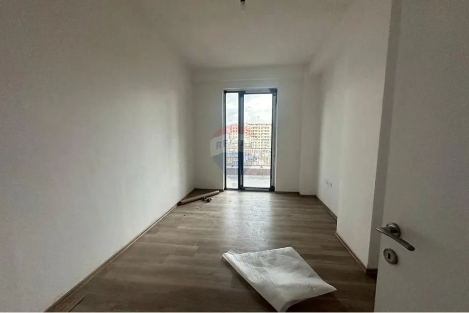 Tirane, jepet me qera apartament 2+1 , 105 m² 850 € (Rruga e Kavajes ID: 1003-222)