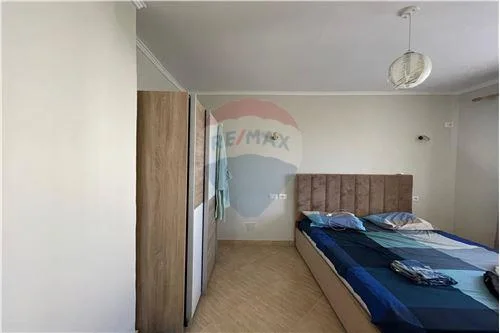 Tirane, jepet me qera apartament 1+1 Kati 4, 60 m² 400 € (Brryli - Materniteti i Ri, Shqipëri)