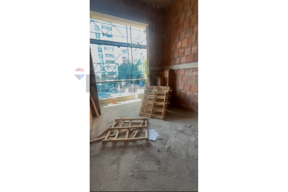 Tirane, shitet apartament , 99 m² 138.600 € 