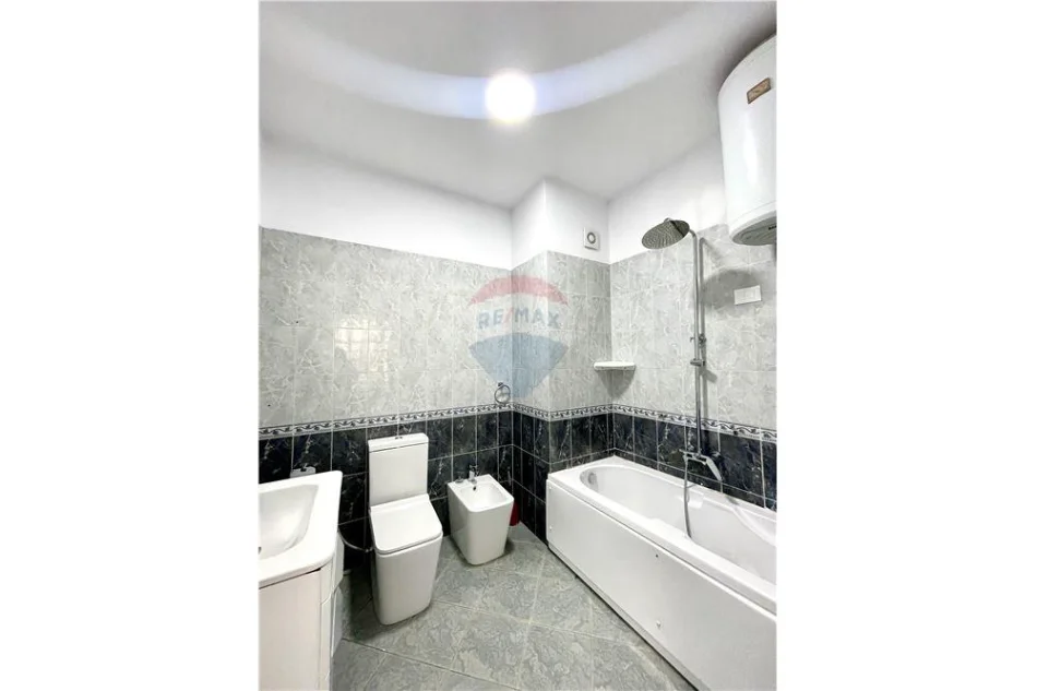 Tirane, jepet me qera apartament 2+1 Kati 6, 75 m² 850 € (Rruga Sami Frasheri)