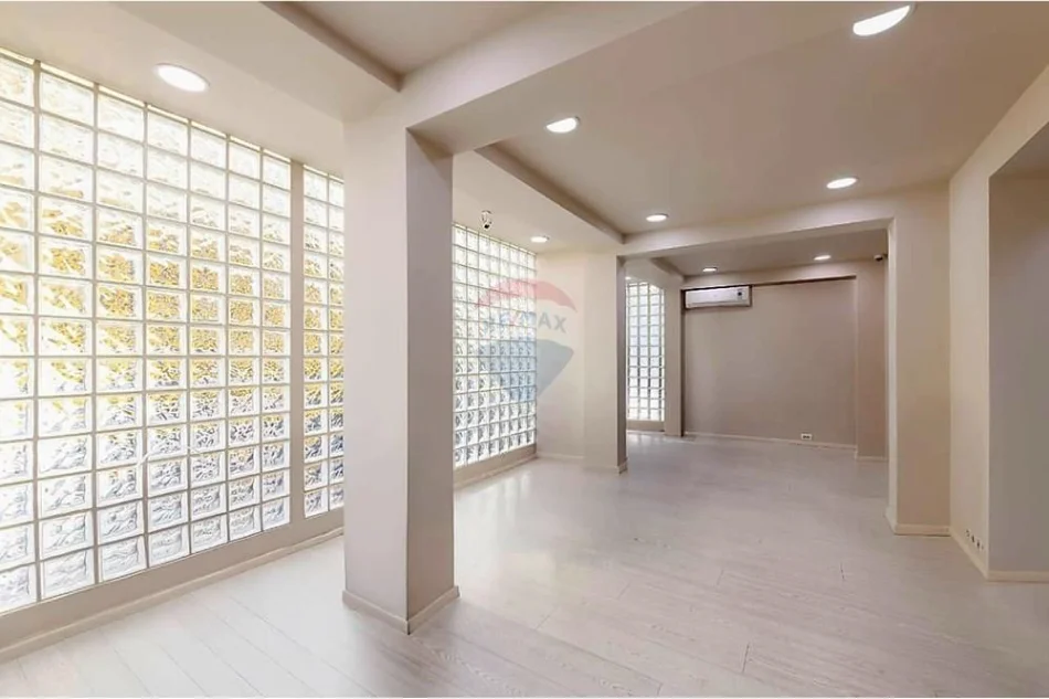 Tirane, jepet me qera , 120 m² 2.500 € 