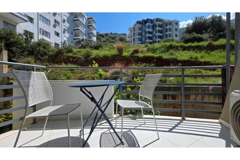 Vlore - Lungomare, shitet apartament 1+1+Ballkon Kati 2, 60 m² 130.000 € (Rruga Dhimitër Konomi, Vlore)