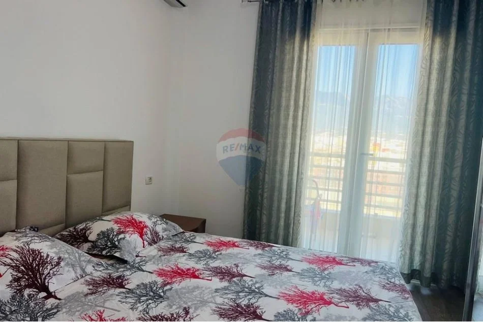 Tirane, jepet me qera 2+1 , 90 m² 900 € (Kompleksi Panorama, Don Bosko, Tiranë)
