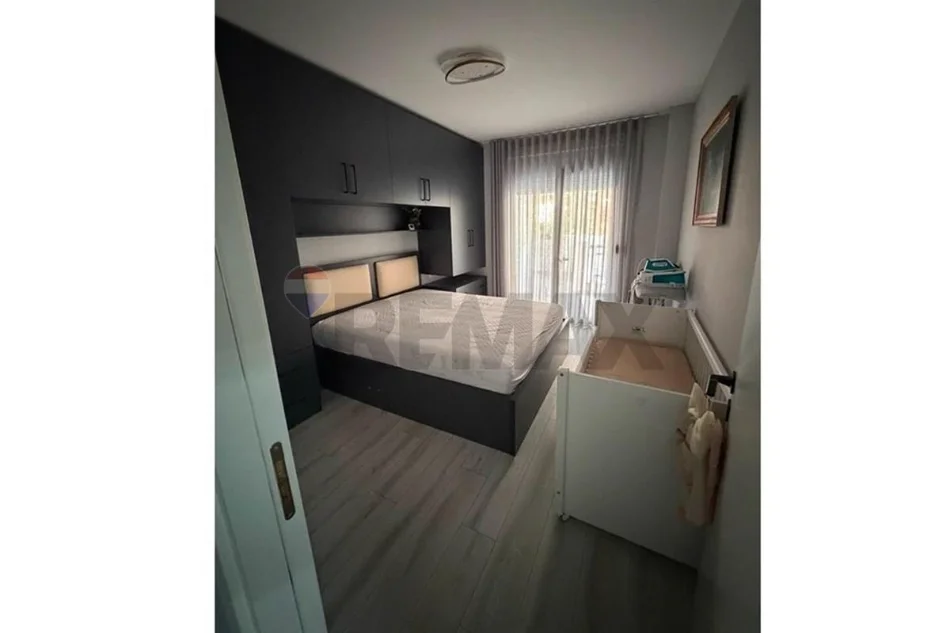 Tirane, jepet me qera apartament 1+1 Kati 2, 65 m² (Liqeni i Thate)