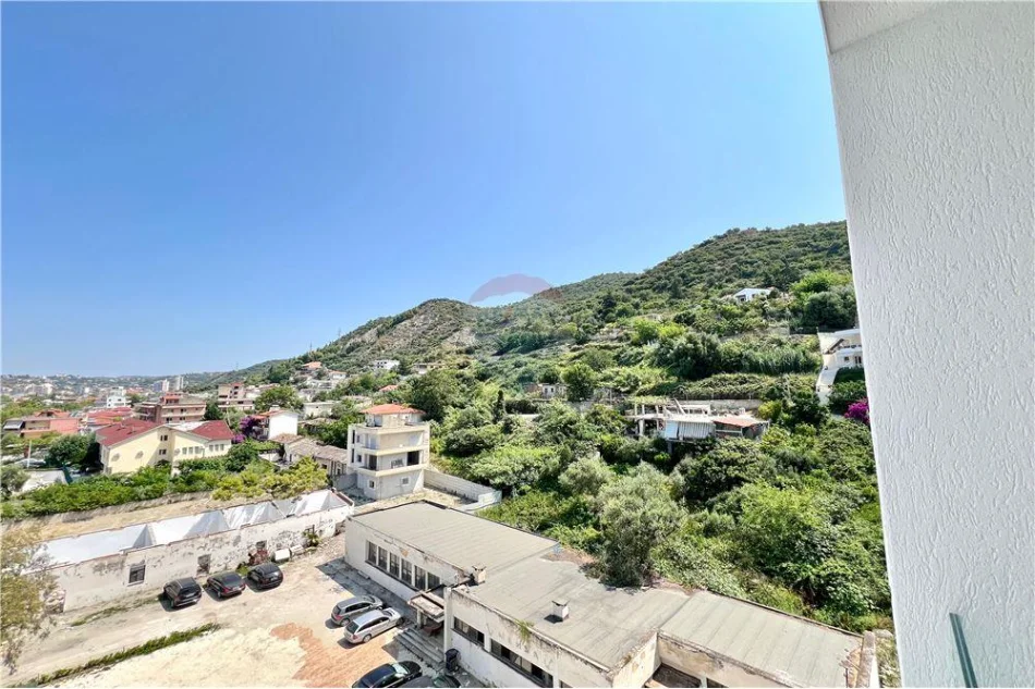 Vlore - Lungomare, shitet garsonier 1+1 Kati 5, 46 m² 119.500 € (Lungomare, Vlorë)
