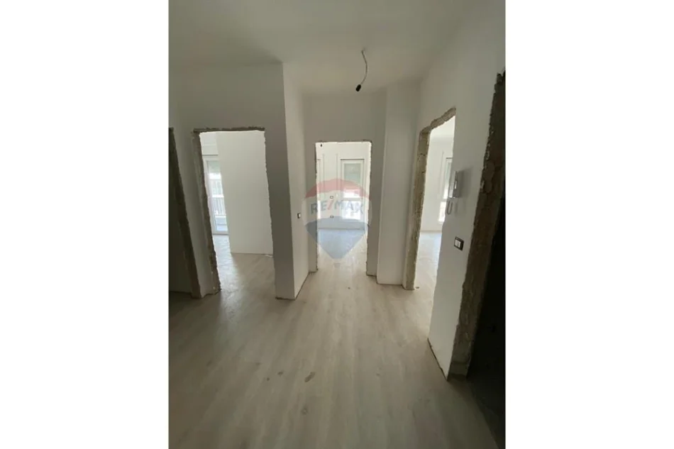 Tirane, shitet apartament duplex , 86 m² 112.000 € (Univers City)