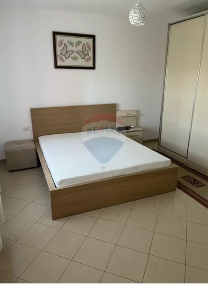 Vlore, shitet shtepi 2+1 Kati 1, 300 m² 120.000 € (Sherishte, Vlore)